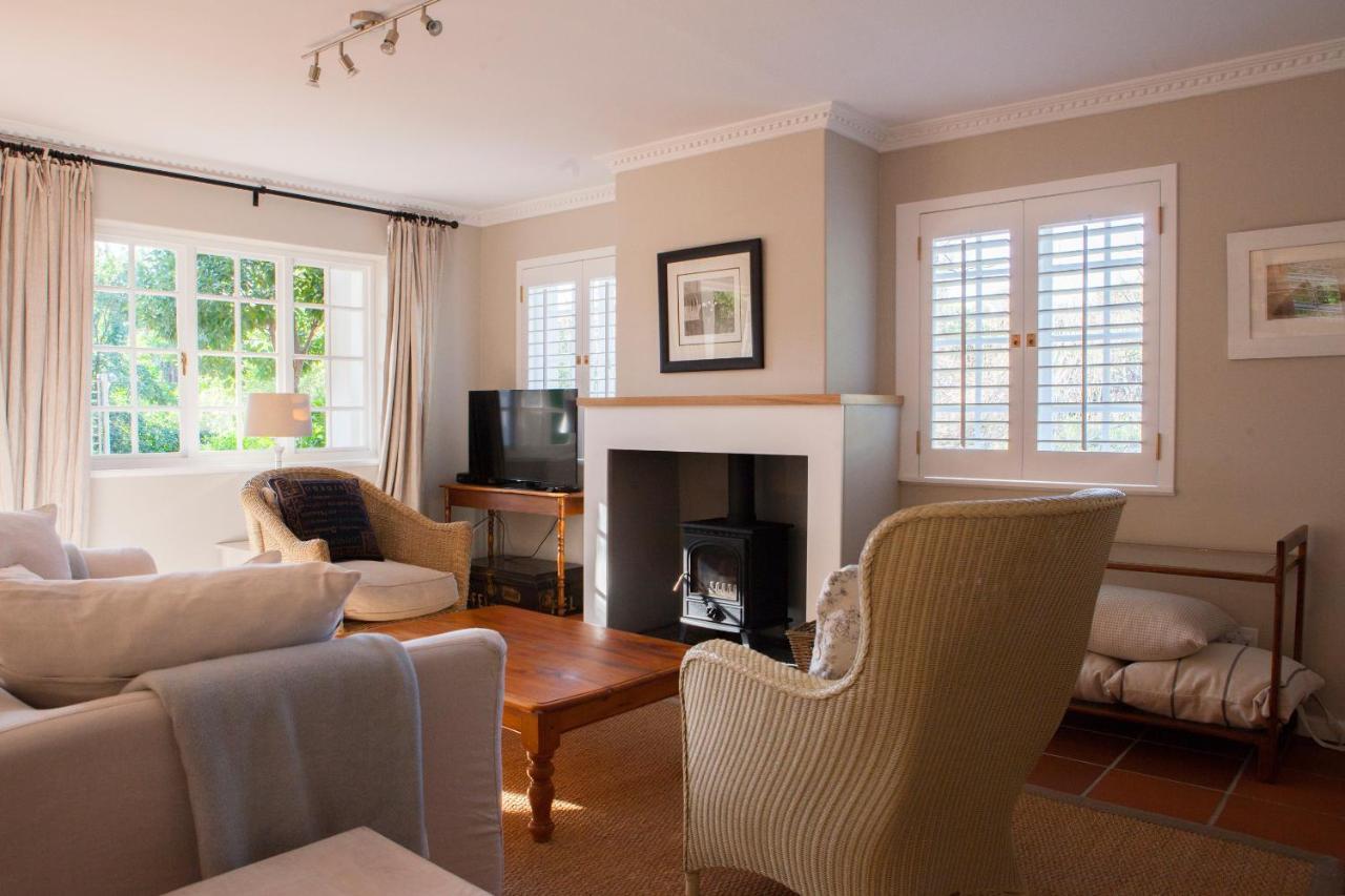33 Strawberry Lane - Studio&cottage